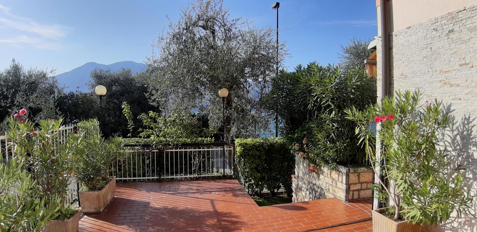 Villa Sul Lago Con Pontile Privato A Brenzone Sul Garda - Unique And Exclusive Ngoại thất bức ảnh